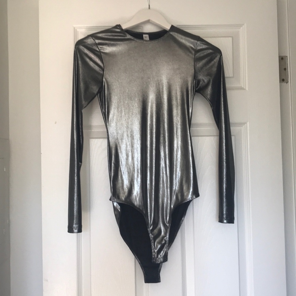Gun Metal Silver Bodysuit // American Apparel 💣
